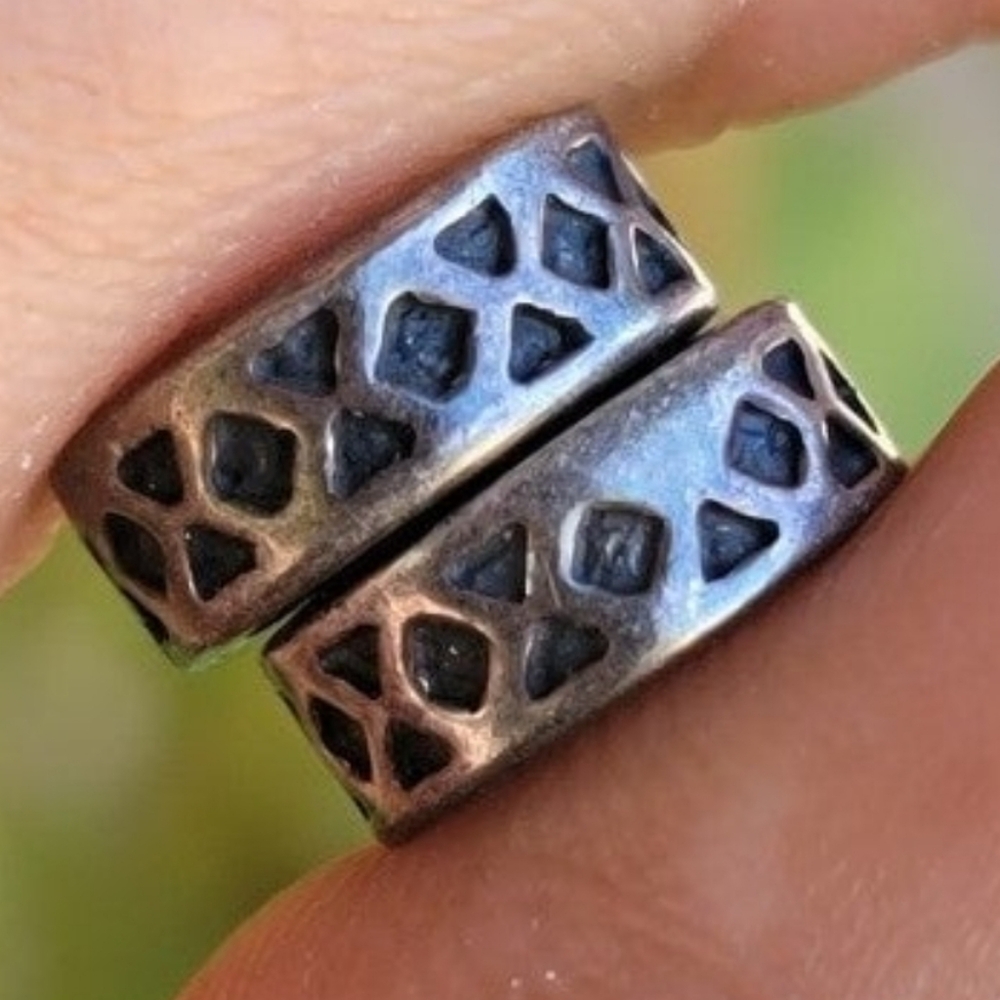 Beautiful 925 sterling silver Charmed Memories geometric diamond spacers (2)